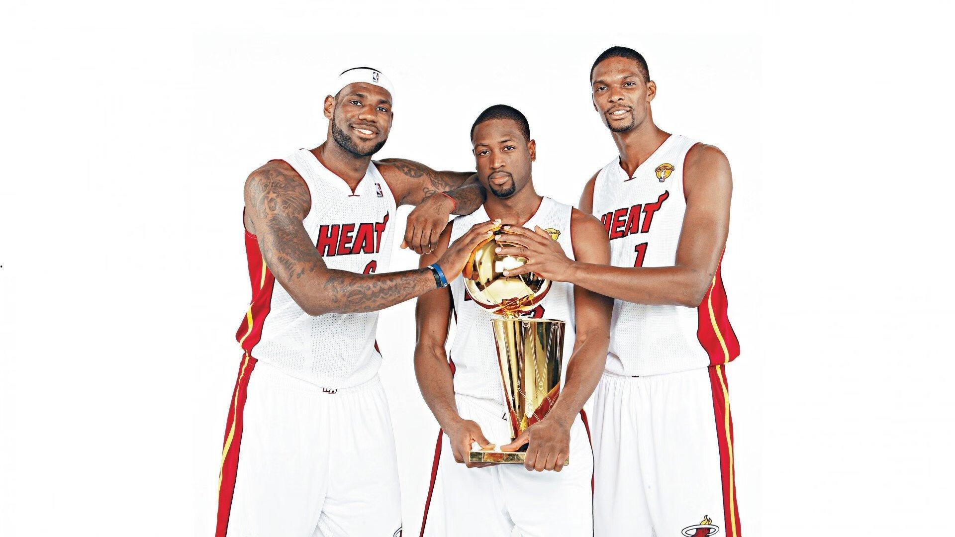 CBA季后赛激战正酣 辽宁队力克广东队挺进总决赛